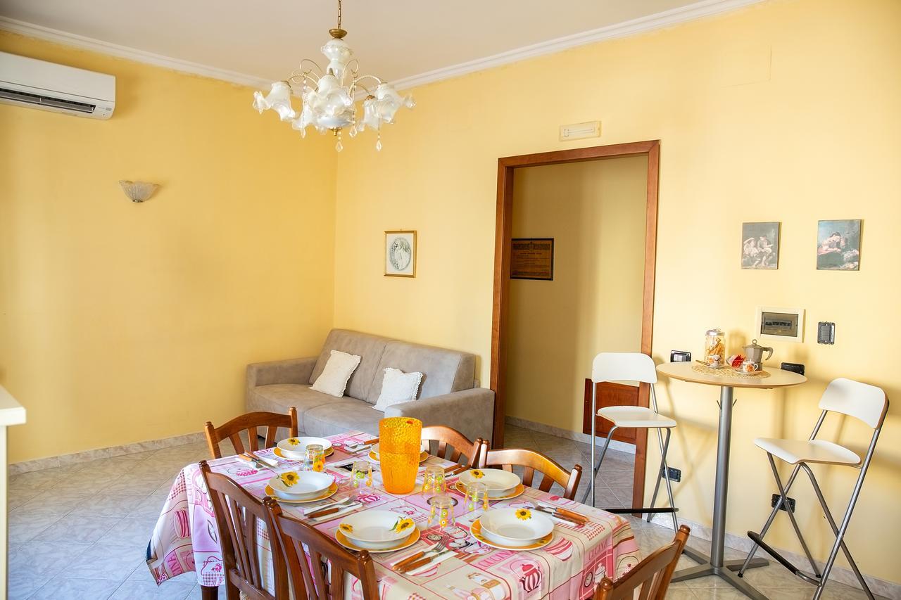 B&B Casa Fusco Fondi Exteriér fotografie